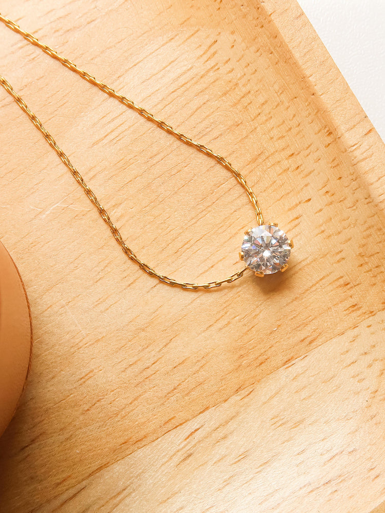 Petite Round Necklace