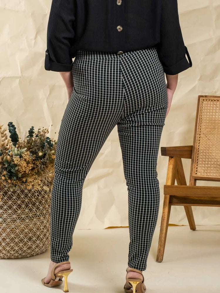 Checkered Straight Pant Plus