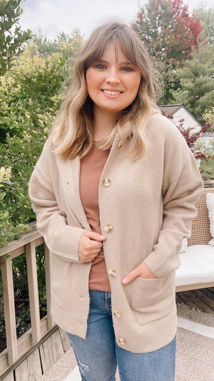 Abigail Cardigan in Beige