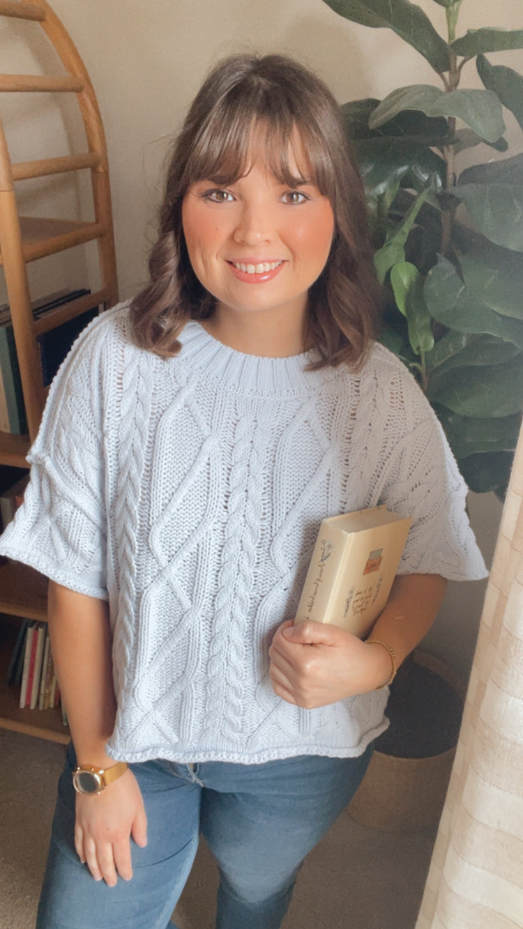 Round Neck Short Sleeve Knit